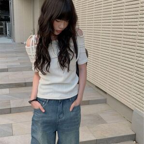 オフショルダーリボン半袖リブTシャツ nugu anyonemore