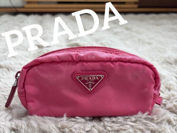 PRADA プラダ テスートナイロン ナイロン 化粧ポーチ ポーチ 小物入れ ピンク 三角メタル