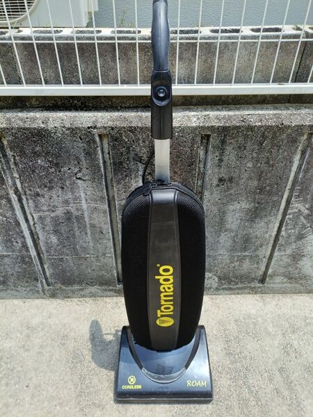 Tornado ROAM トルネード 97302 業務用 コードレス掃除機 テナントOEM ローム 13 バッテリー 充電器付 2