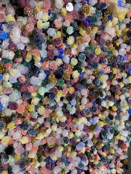 ソフト薔薇 パーツ 1袋350個以上!夜光 カラーチェンジ 混合 【おまけ付き.*】