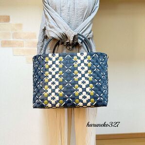 プラカゴバッグ スパバッグ 藍色(クリーム花)