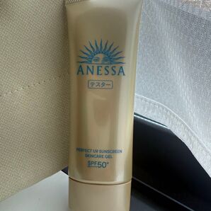 アネッサ パーフェクトUV スキンケアジェル NA SPF50+ PA++++