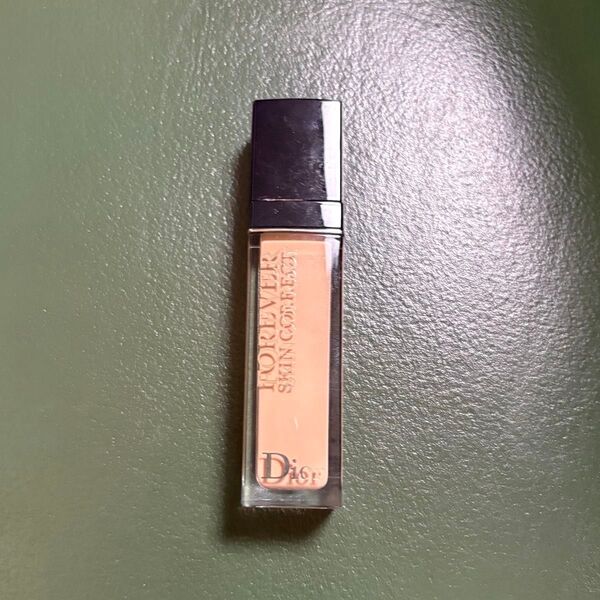 Dior フォーエヴァースキンコレクトコンシーラー 1.5N