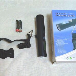 携帯はかり デジタルスケール 計量器 旅行釣り小型軽量15cm懐中電池ライト