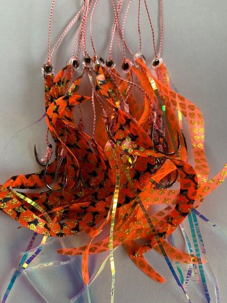 タイラバ 8本セット ブラック針 魚眼虫眼キャップ ゴールドオーロラスカート シリコン製カーリーネクタイ