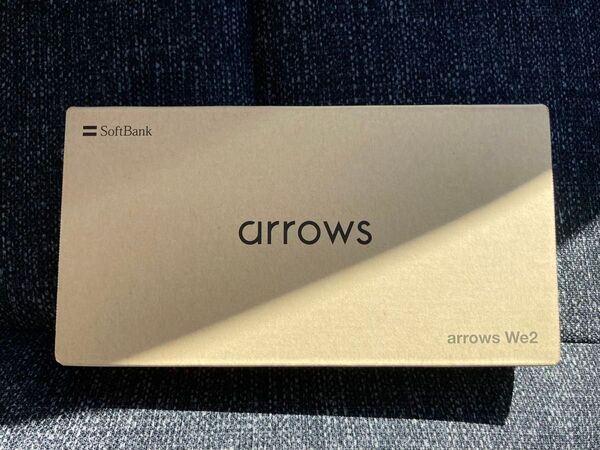 SoftBank arrows We2 ミストホワイト 本体
