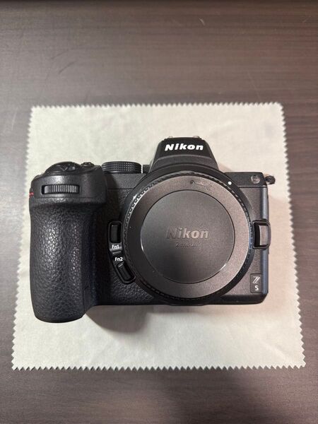 NIKON Z5