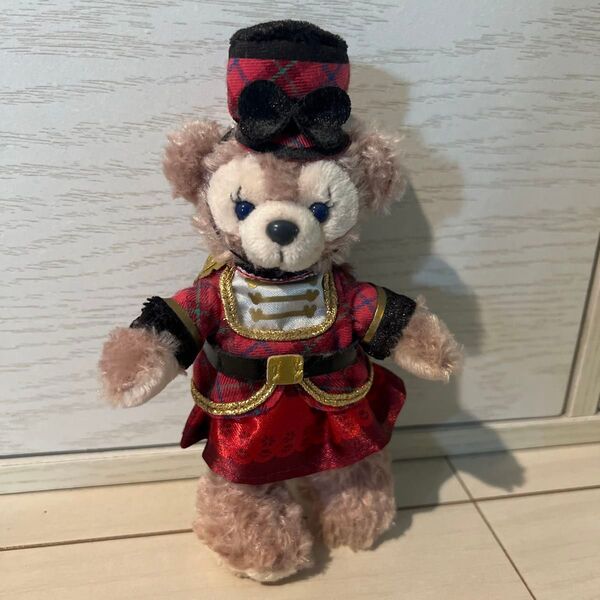 東京ディズニーシー ダッフィーアンドフレンズ シェリーメイ ぬいバ ぬいぐるみバッチ ぬいぐるみバッジ クリスマス くるみ割り人形