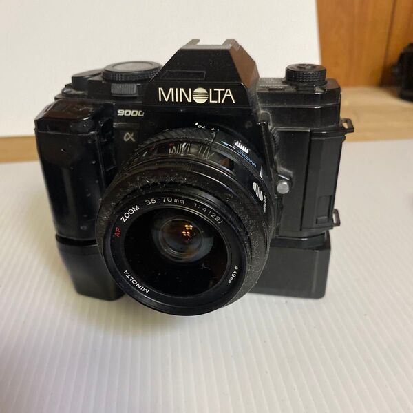 MINOLTA 9000 α ミノルタ 一眼レフ カメラ オートフォーカス MD-90 モータードライブ レンズ3本