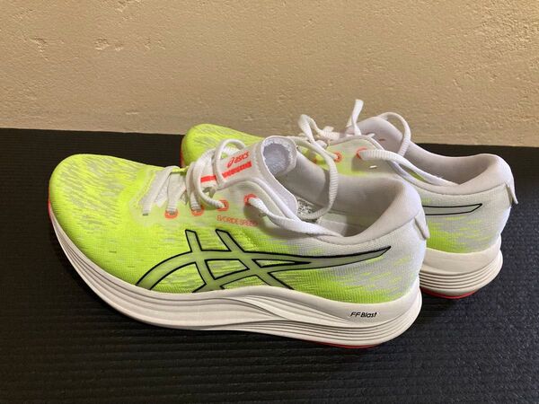 ASICS EVORIDE SPEED ランニングシューズ イエロー 美品