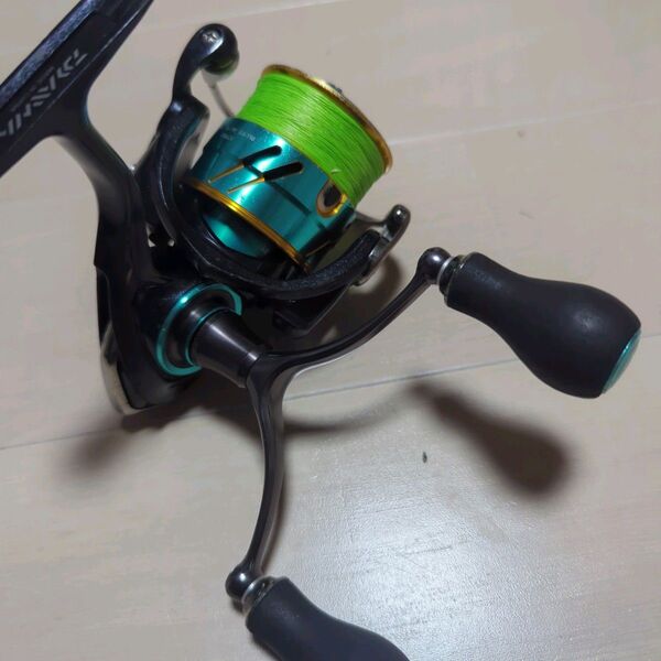 ダイワ 17 エメラルダス MX 2508PE-DH DAIWA EMERALDAS リール