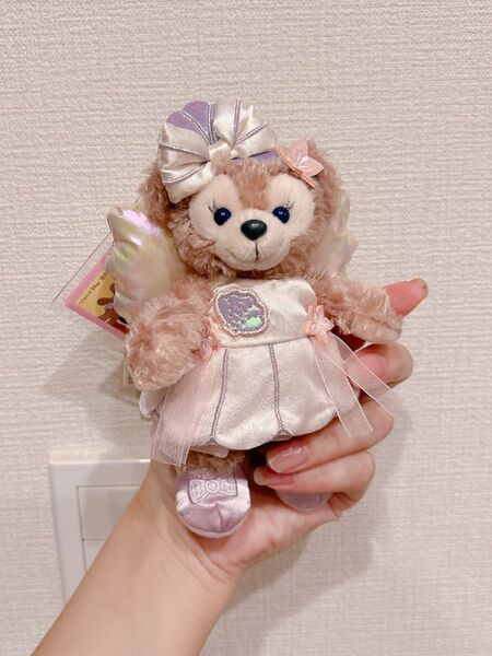 上海ディズニー限定 シェリーメイぬいぐるみバッジ サマーシリーズ 新発売 ダッフィーフレンズ キーチェーン ダッフィー