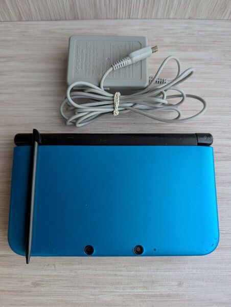 ニンテンドー3dsll ブルー×ブラック 充電器 タッチペン