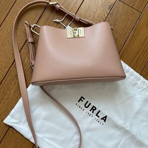FURLA ショルダーバッグ ピンクベージュ