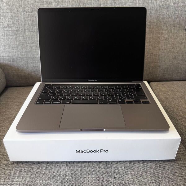 MacBook Pro 13インチ M2 1TB 16GBメモリ