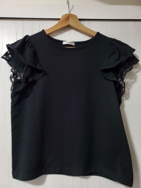 【Mサイズ】レディース 肩フリル トップス 黒 カットソー INGNI