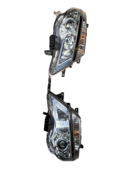 【超極美品 破損無し】C26 セレナ ヘッドライト 左右セット 後期 LED