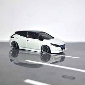 トミカ日産リーフ