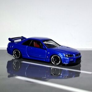 トミカプレミアム日産スカイラインGT-R V-spec II Nur カスタム車