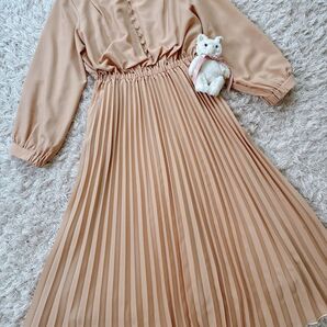 本日限定 ナチュラルクチュール Aライン シルエット ロングフレアワンピース