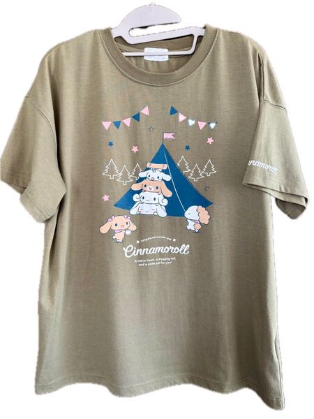シナモロール Tシャツ キャンプ柄 カーキ 半袖シャツ カットソー