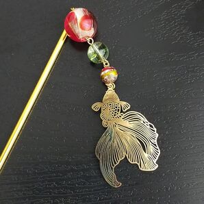 かんざし 蜻蛉玉と金魚 ハンドメイド 簪 髪飾り キンギョ トンボ玉 夏