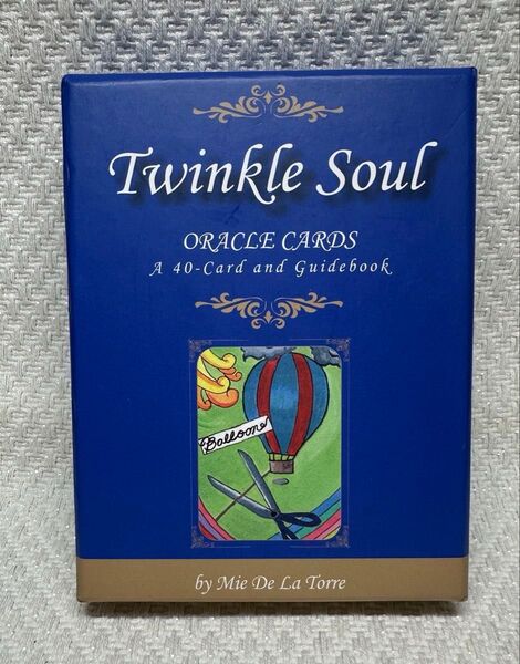 Twinkle Soul ORACLE CARDS by Mie De La Torre 銀縁 日本語ガイドブック付き