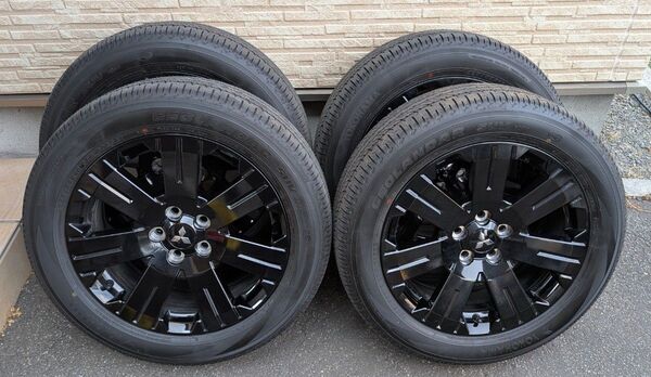 三菱デリカ D:5 特別仕様車【シャモニー】YOKOHAMA 18インチ純正タイヤホイール【4点セット】新車外し品 【送料込み】