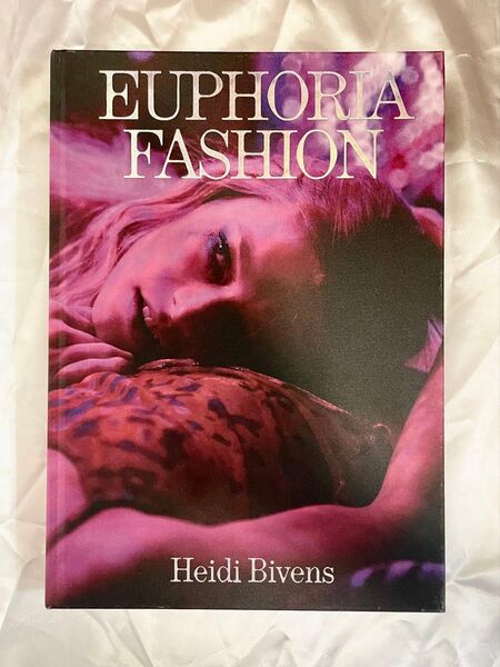 A24|Euphoria Fashion by Heidi Bivens/ユーフォリア・ファッション|HBO|ゼンデイヤ