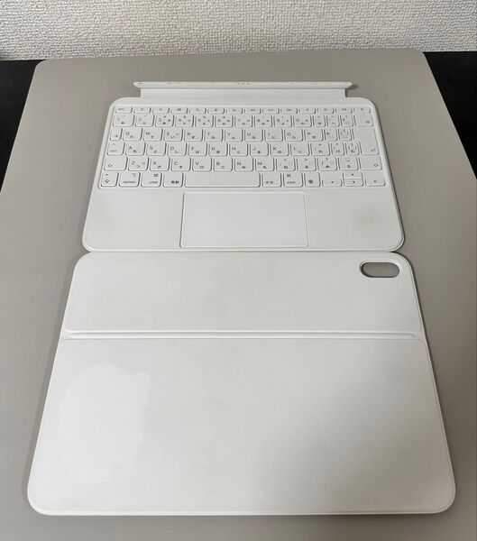 iPad Magic Keyboard Folio 第10世代 A16第11世代 マジックキーボード