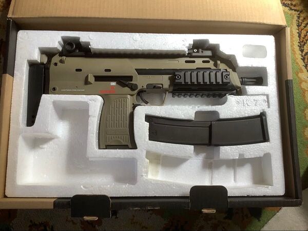 ksc mp7A1 タンカラー 14ミリ逆ネジアダプター付き おまけも追加