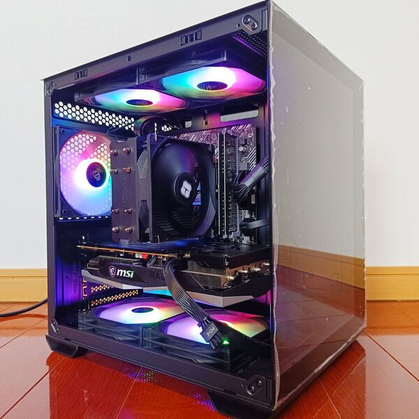 【極美品】ゲーミングPC RX6600XT Ryzen5 5600 メモリ32G M.2 SSD 1TB Windows11