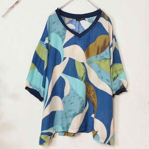 新品☆L〜LL 大きいサイズ リーフアート Vネック コットン プルオーバー レディース 涼しい 綿 夏/ブルー/N13-234