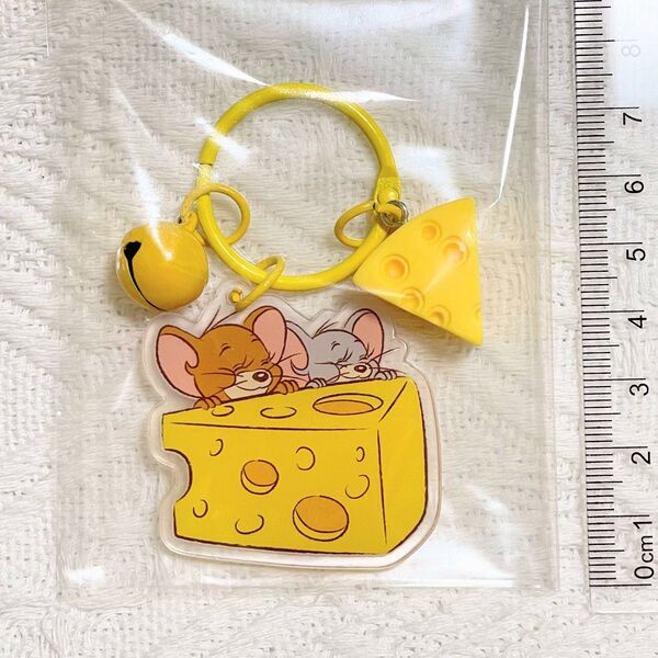 【新品未使用】トムとジェリー TOM and JERRY タフィー チーズ アクリル キーホルダー ②