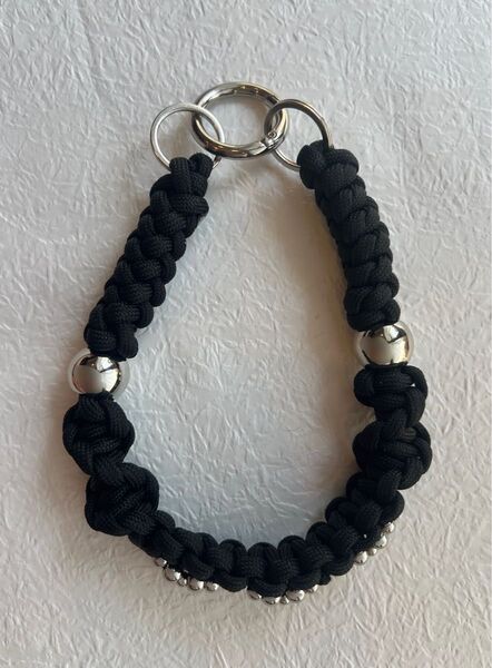 #148 パラコード ハンドメイド ハンドストラップ 携帯スマホ キーホルダー