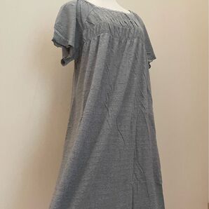 【新品】婦人服 シャーリングワンピース グレー 灰色