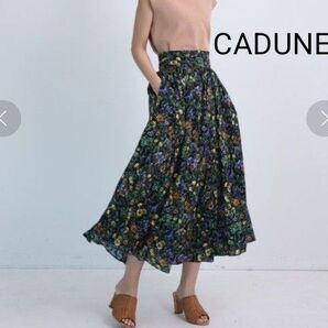CADUNE カデュネ 花柄イレヘムスカート