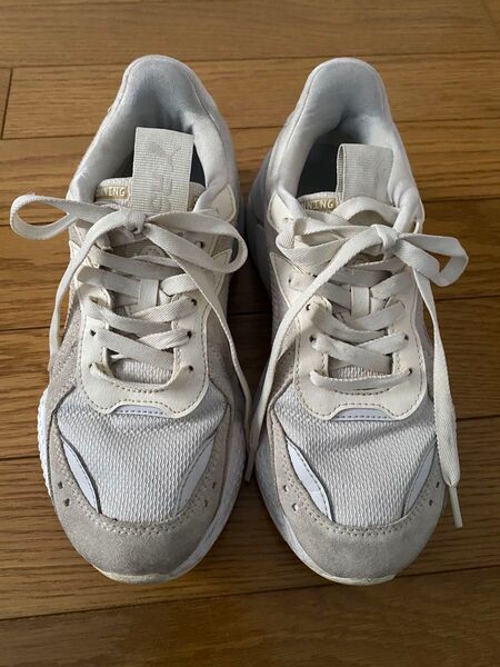 【PUMA】プーマ スニーカー ベージュ 厚底