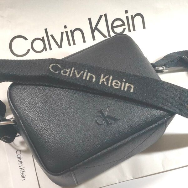 タグ付正規店購入品 Calvin Klein カルバンクライン ショルダーバッグ カメラバッグ ブラック 黒 #92