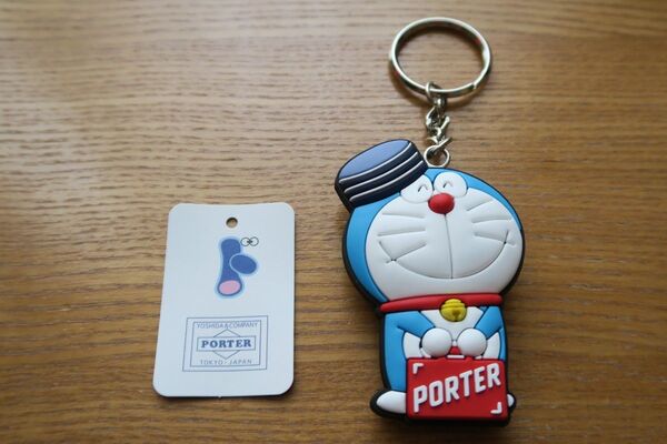 【新品】ドラえもん×PORTER★キーチャーム キーホルダー★正面 赤★ポーター 吉田カバン★数量限定品★2022年 コラボ第2弾
