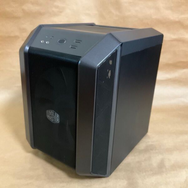 クーラーマスター MasterCase H100 Mini-ITX対応