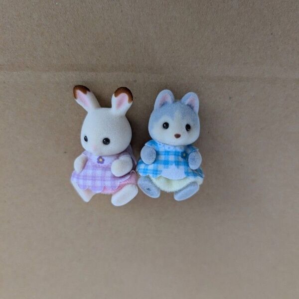 シルバニアファミリー 赤ちゃんシアターセット ショコラウサギ ハスキー 赤ちゃん
