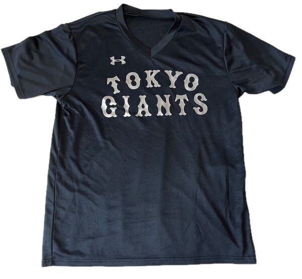 【used非売品】under armer アンダーアーマー 読売ジャイアンツ 岡本和真 TシャツメンズLサイズ