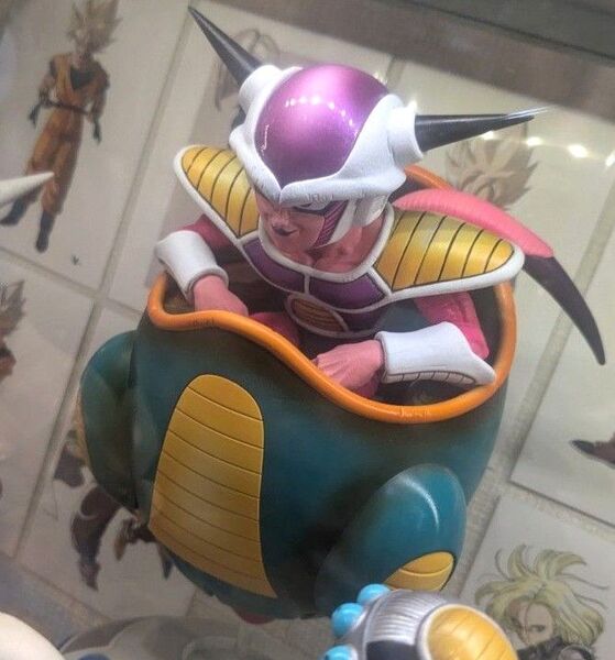 完全版☆フリーザ 一番くじ リペイント ドラゴンボール フィギュア A賞 検索 孫悟空 ブルマ ベジータ 二次元塗装 ワンピース