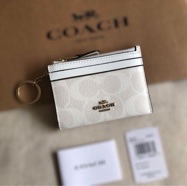 COACH パスケース