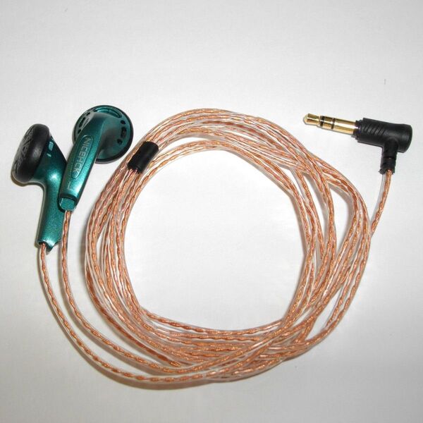 イヤホン NICEHCK YD30 緑 マイクなし 3.5mm イヤホンジャック
