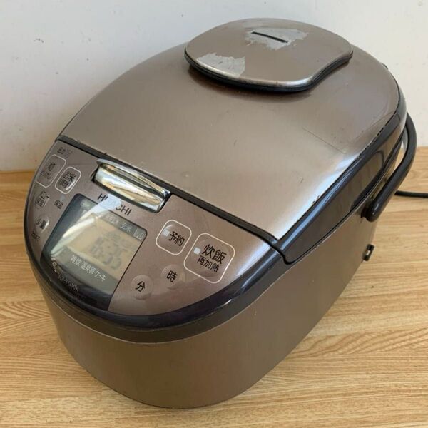 日本製 HITACHI 日立 RZ-TG10K 2013年製 圧力IH炊飯器 5.5合炊き