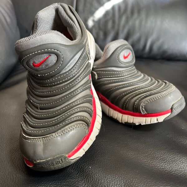NIKE ナイキ スニーカー ダイナモ ダイナモフリー