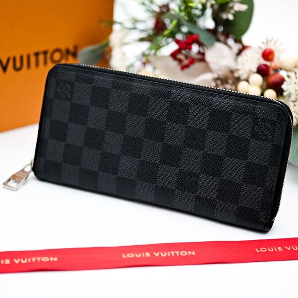 ルイヴィトン 長財布 ダミエグラフィット ジッピーウォレット ヴェルティカル Louis Vuitton ラウンドファスナー