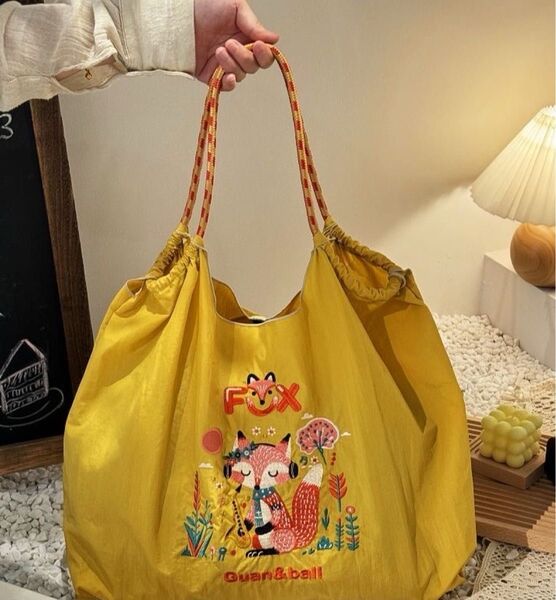 新品 ショルダーストラップ付きのキツネ 刺繍 バッグ イエロー系 ストラップ付き トートバッグ ショルダーバッグ